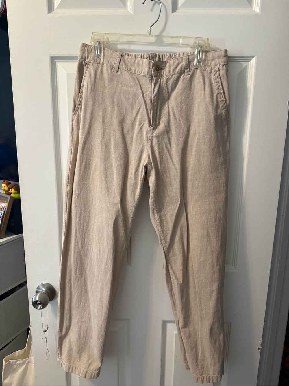Uniqlo Women's Cropped Ankle Pants in Light Beige